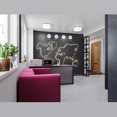 فندق Fam_House بيشكيك المظهر الخارجي الصورة