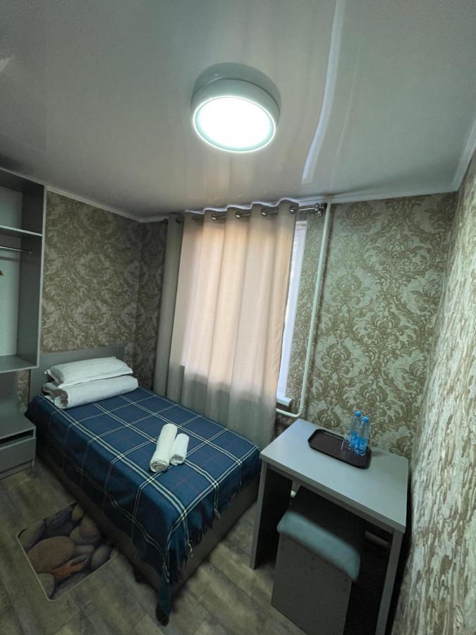 فندق Fam_House بيشكيك المظهر الخارجي الصورة